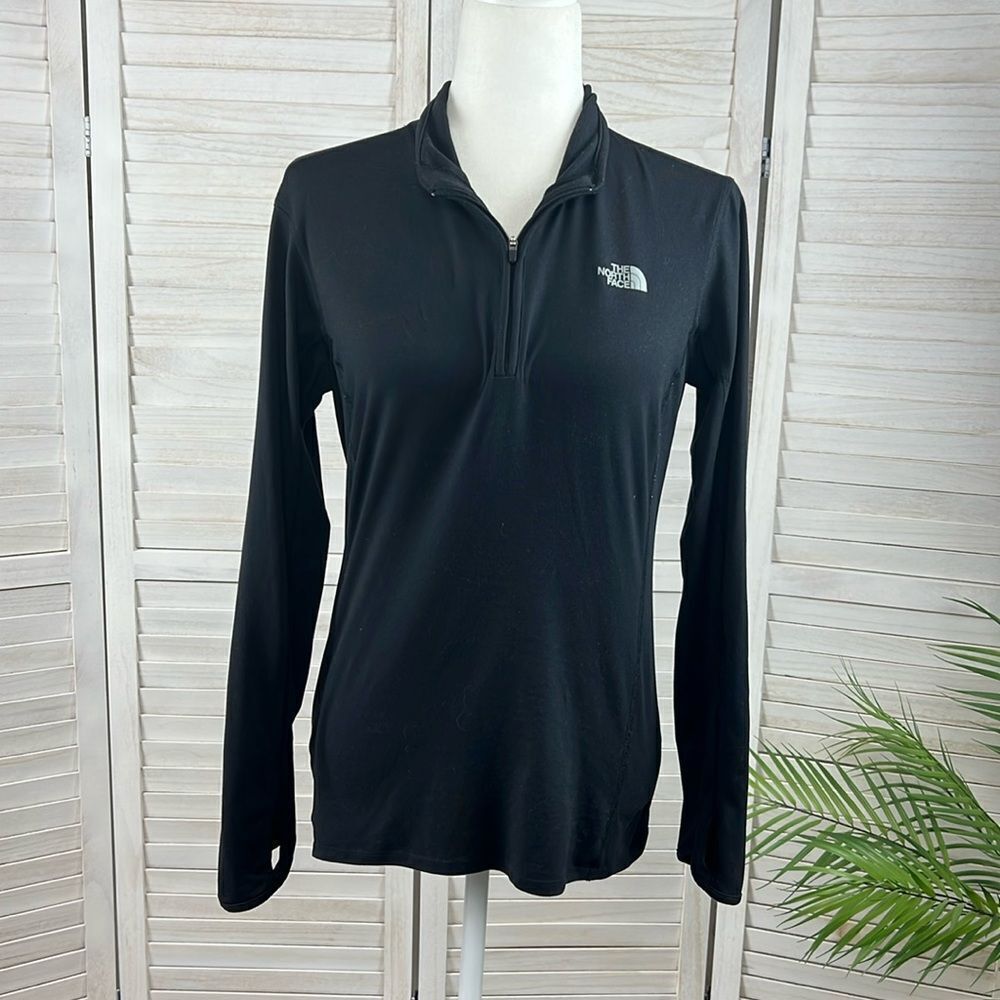 The North Face Black 1/4 Zip Pullover Base Layer Medium